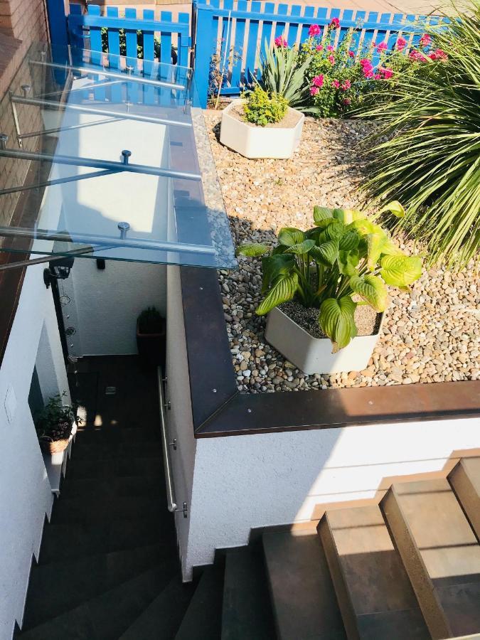 Wohnung Mit Charme, Netflix Rheinstetten Exterior foto