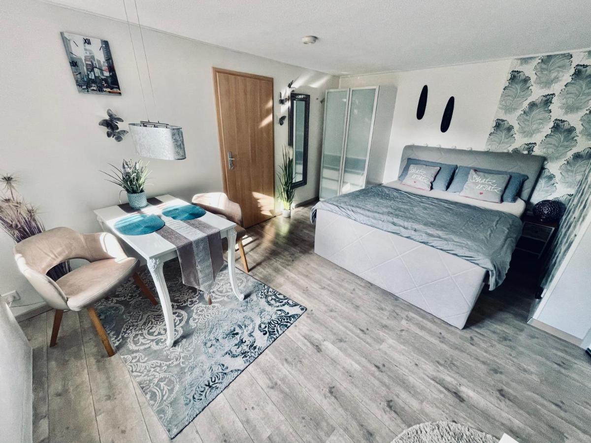 Wohnung Mit Charme, Netflix Rheinstetten Exterior foto